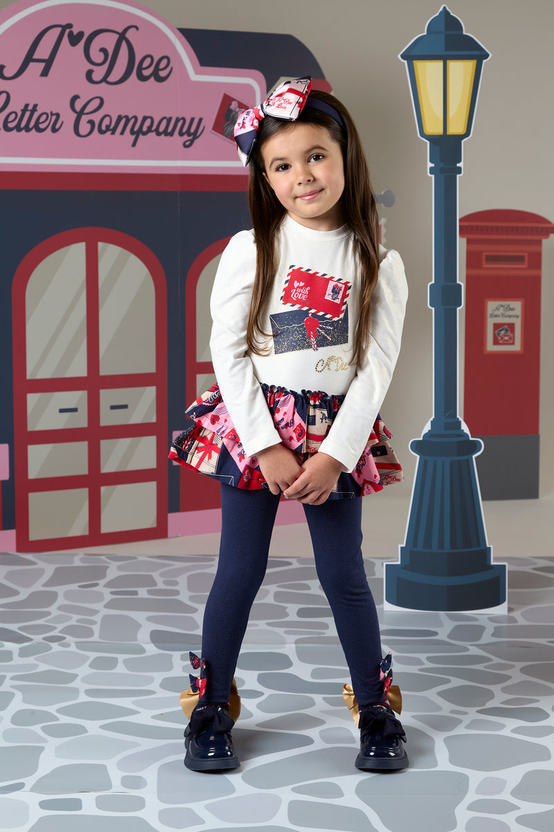 A Dee AW24 Envelope Print Legging Set