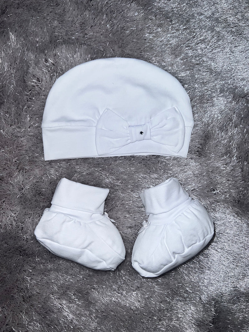 EMC White Bow Hat & Booties Set