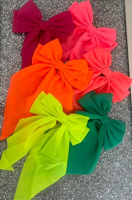 Giant Ribbon Bow